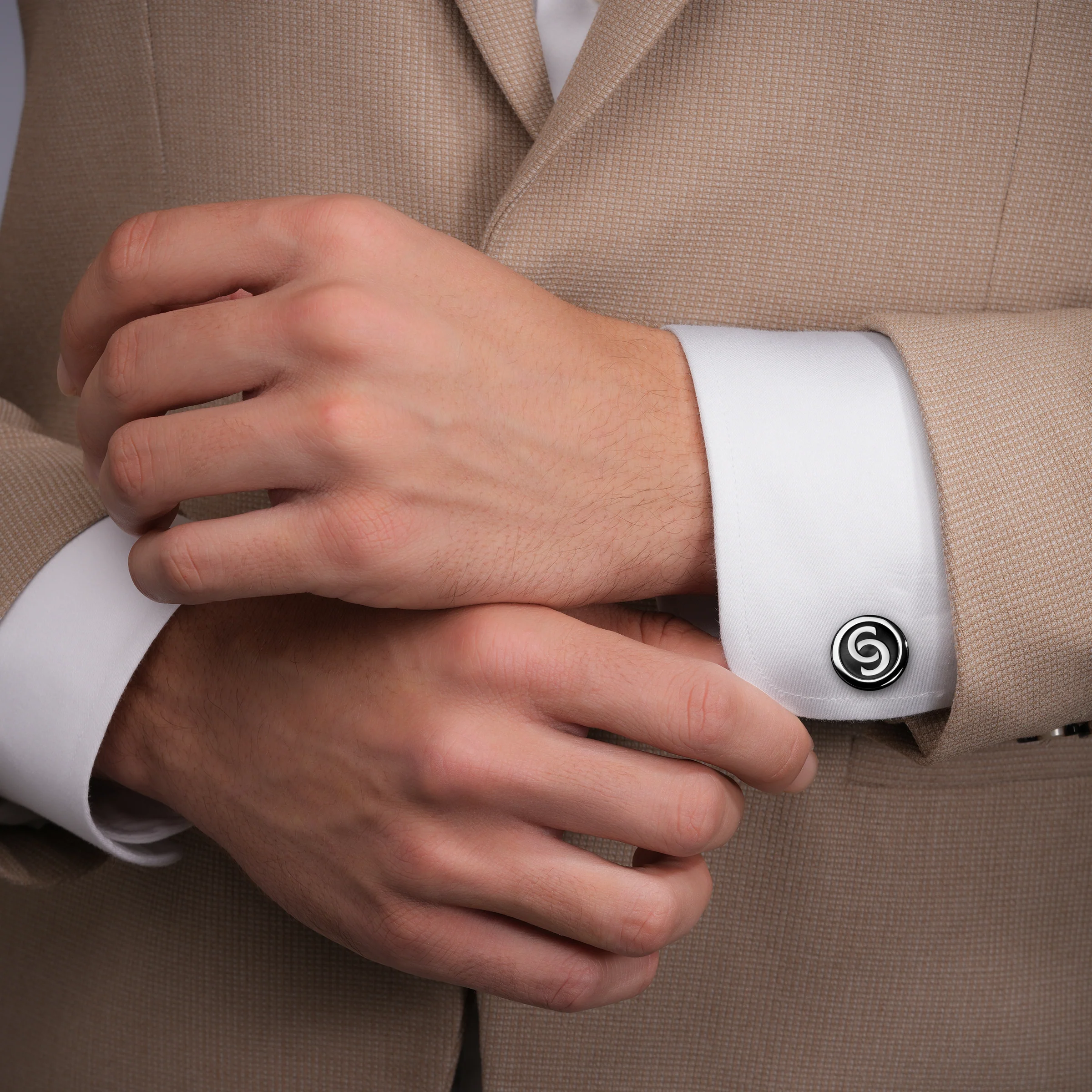 Cerruti Orlando With Black Lacquer Cufflinks - Image 4