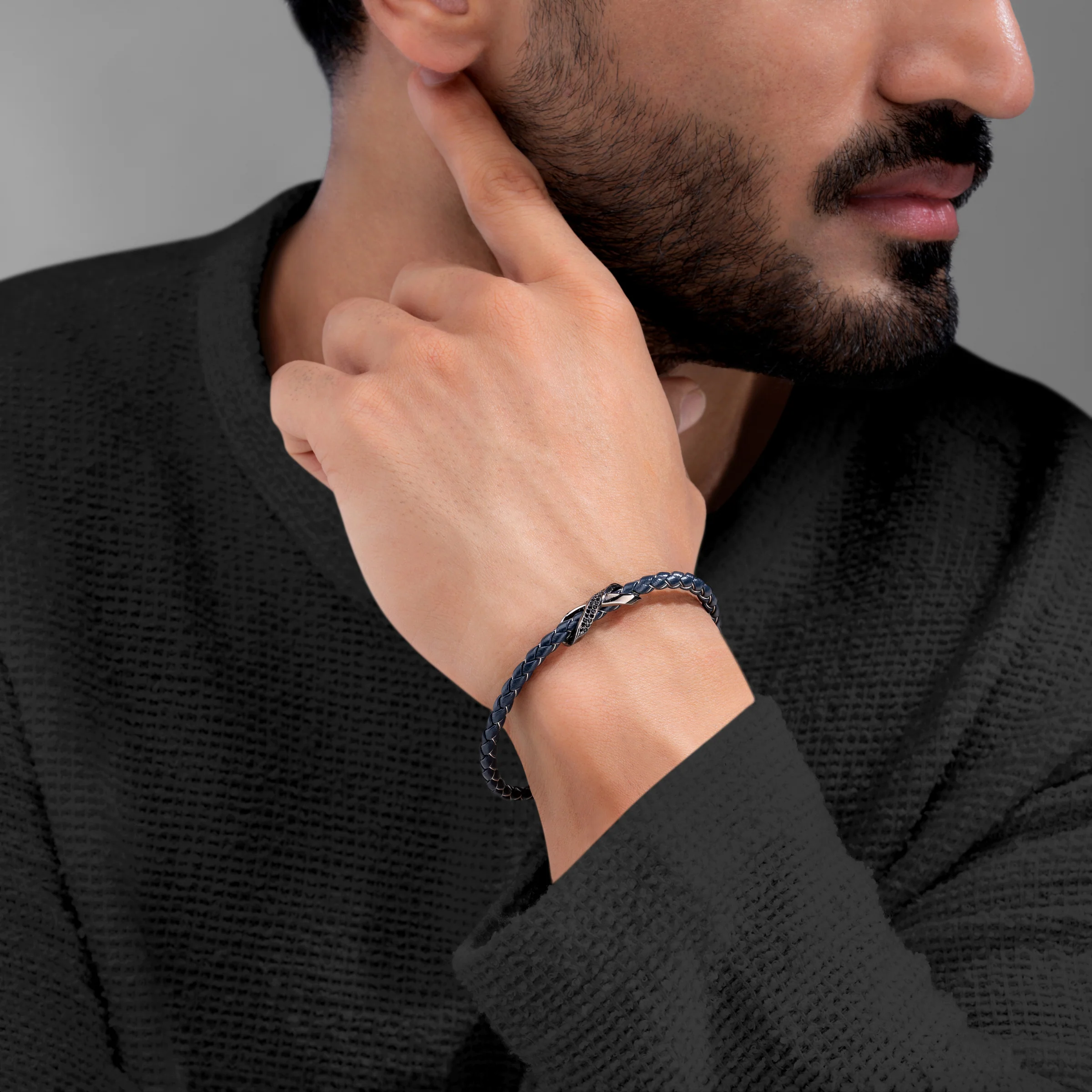 FRANCO IP GUN NAVY LEATER BRACELET - Image 4