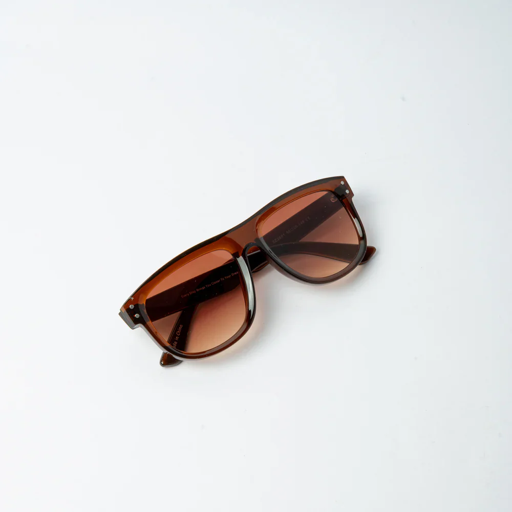 VAYO Aurora Women's Square Sunglass Brown - Image 3